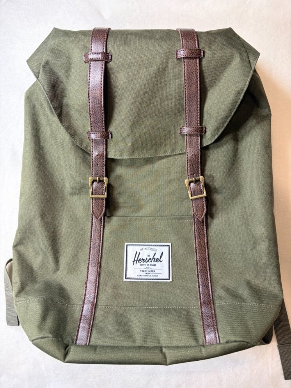 Herschel Retreat Backpack Olive Green Brown Trim Padded Laptop Sleeve Rucksack